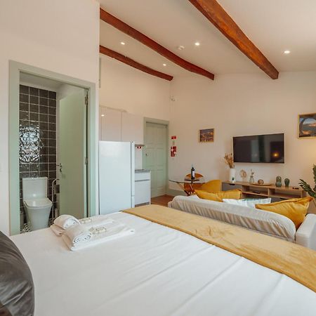Downtown Suites By Vacationy OOporto Esterno foto