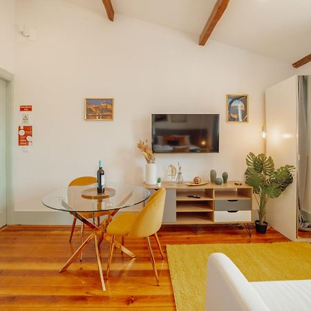 Downtown Suites By Vacationy OOporto Esterno foto