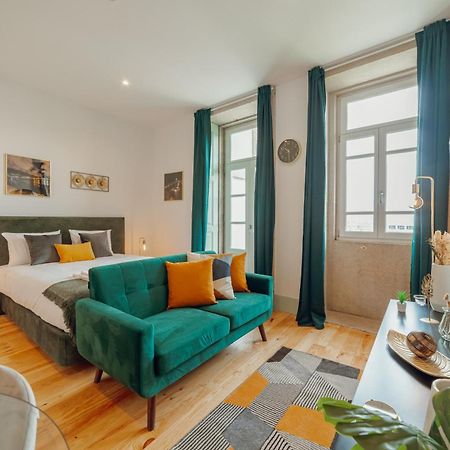 Downtown Suites By Vacationy OOporto Esterno foto