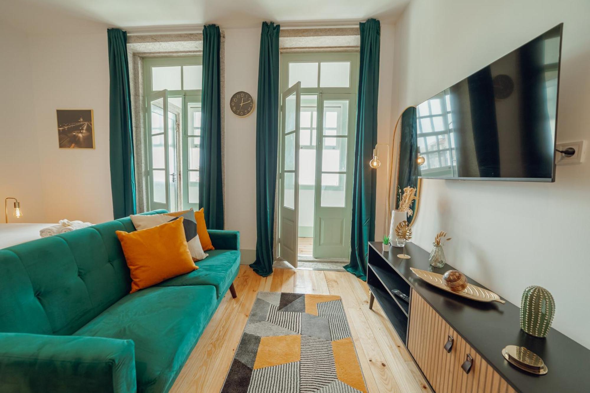 Downtown Suites By Vacationy OOporto Esterno foto