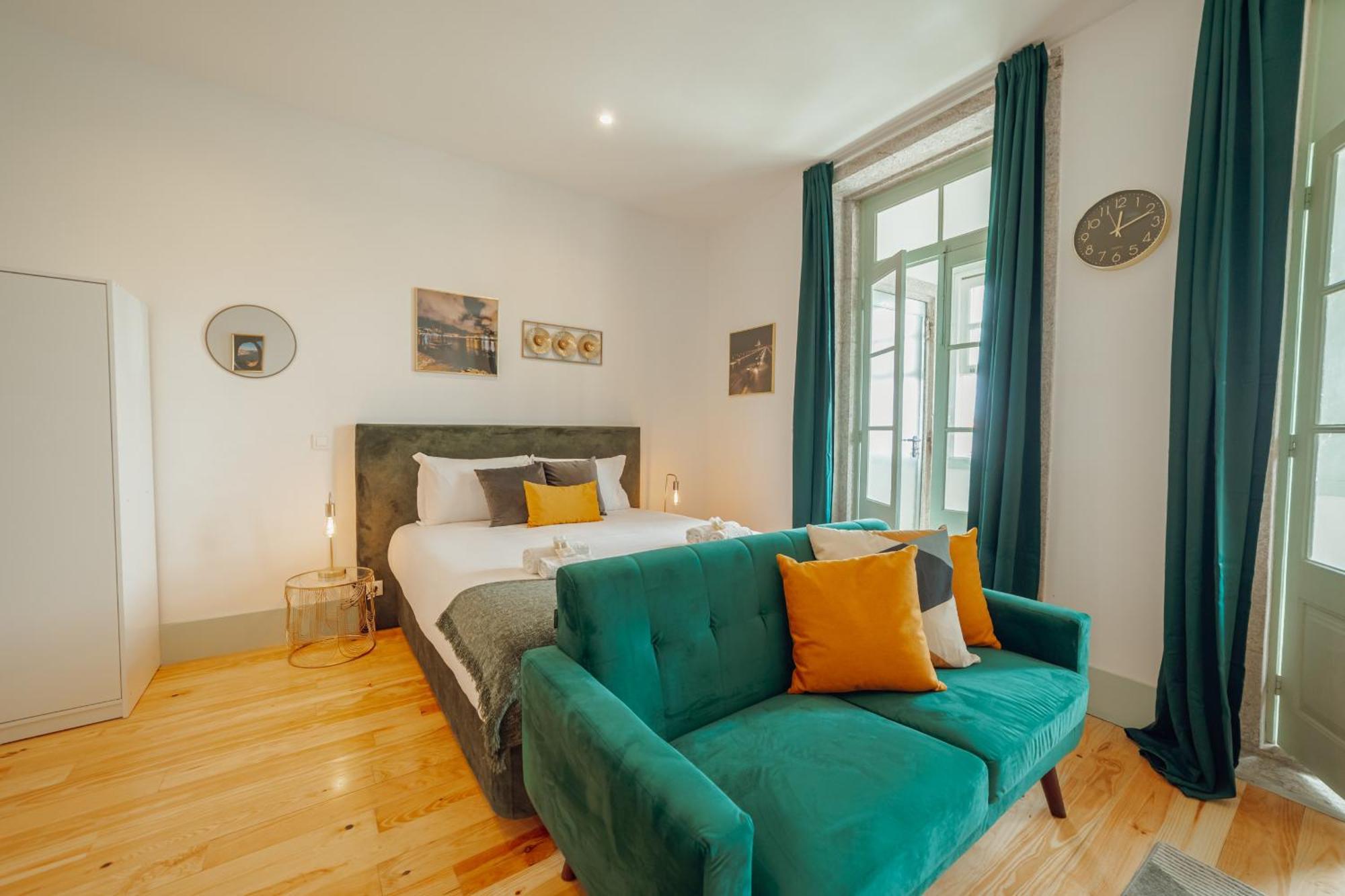 Downtown Suites By Vacationy OOporto Esterno foto