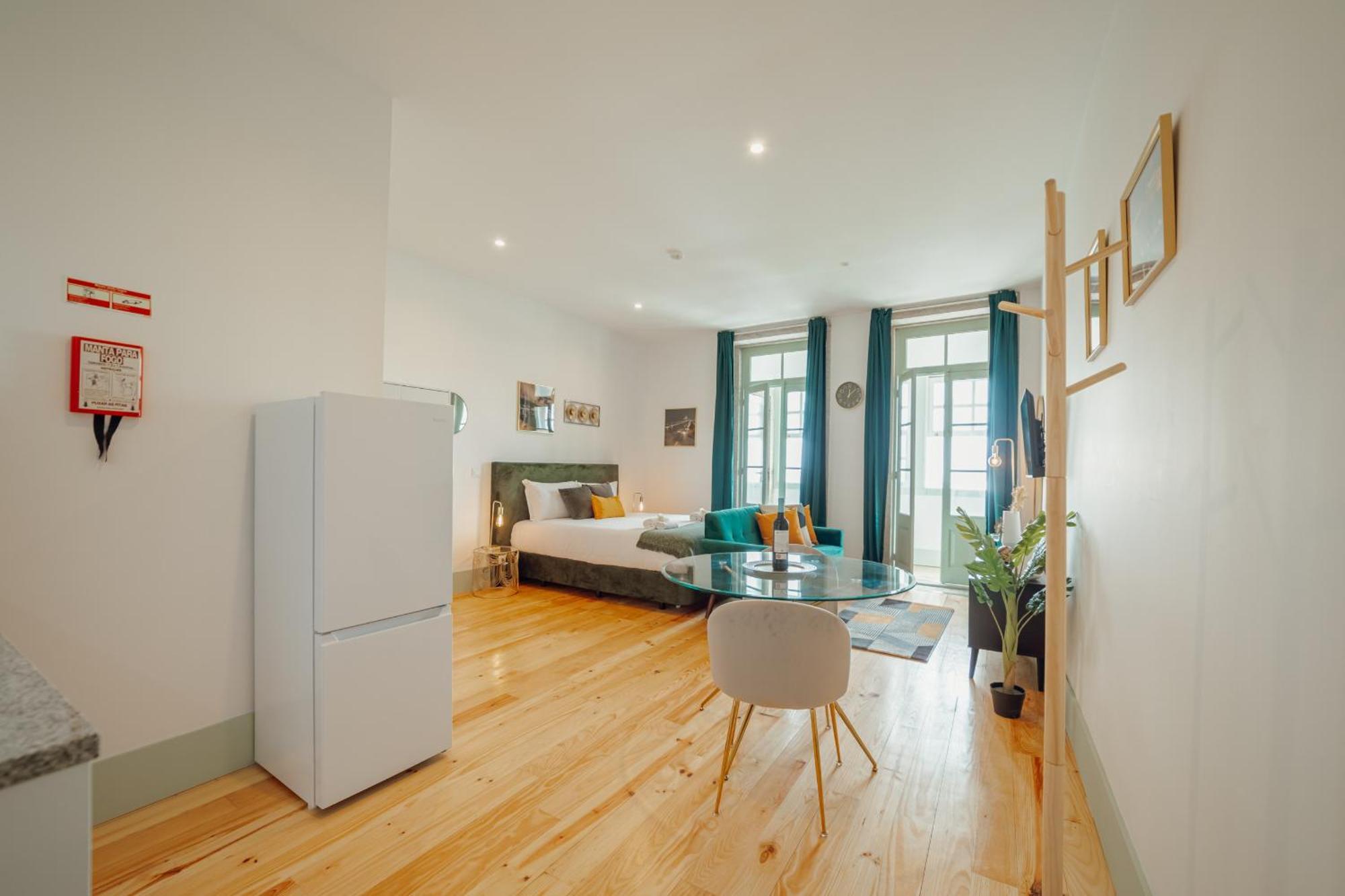 Downtown Suites By Vacationy OOporto Esterno foto