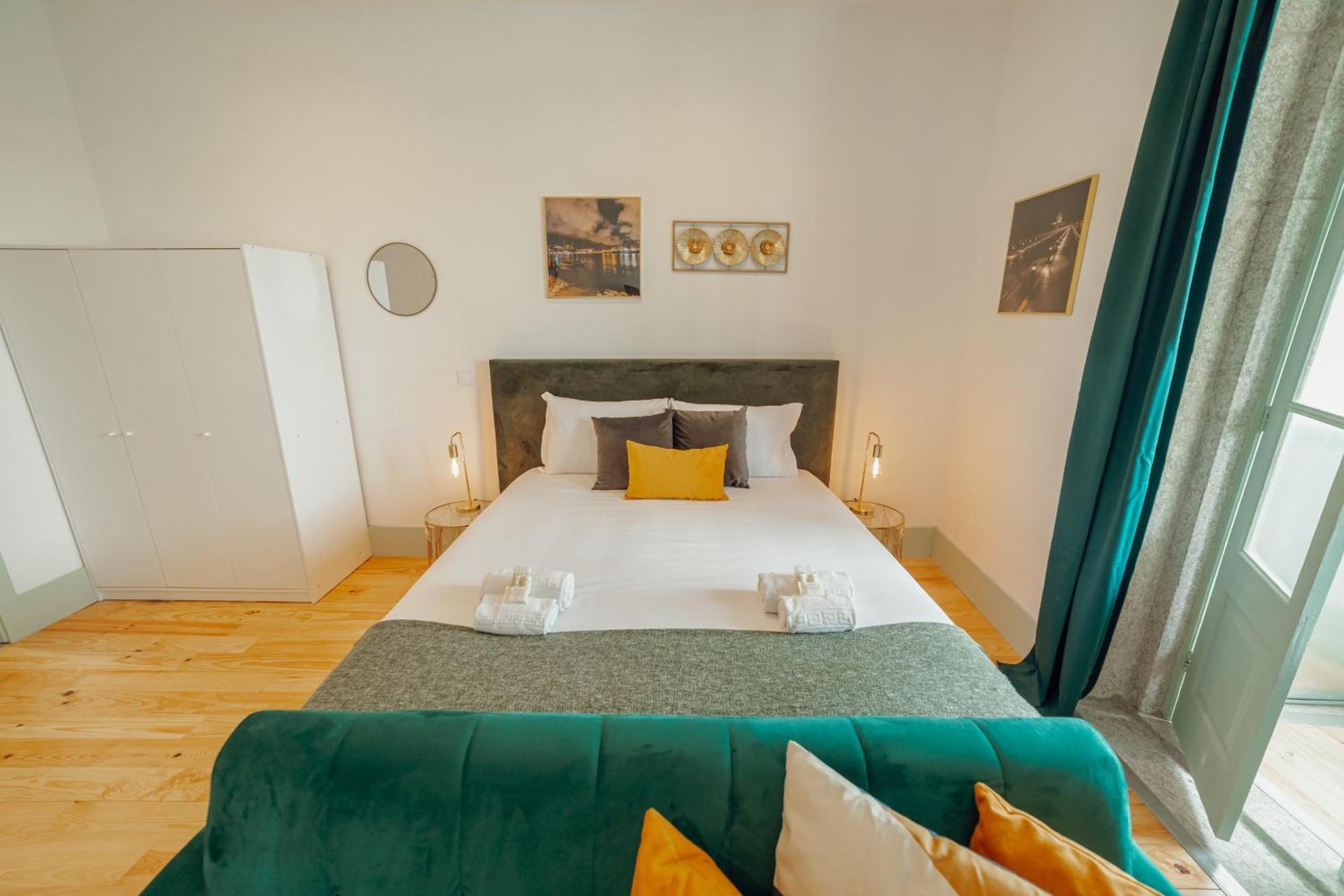 Downtown Suites By Vacationy OOporto Esterno foto