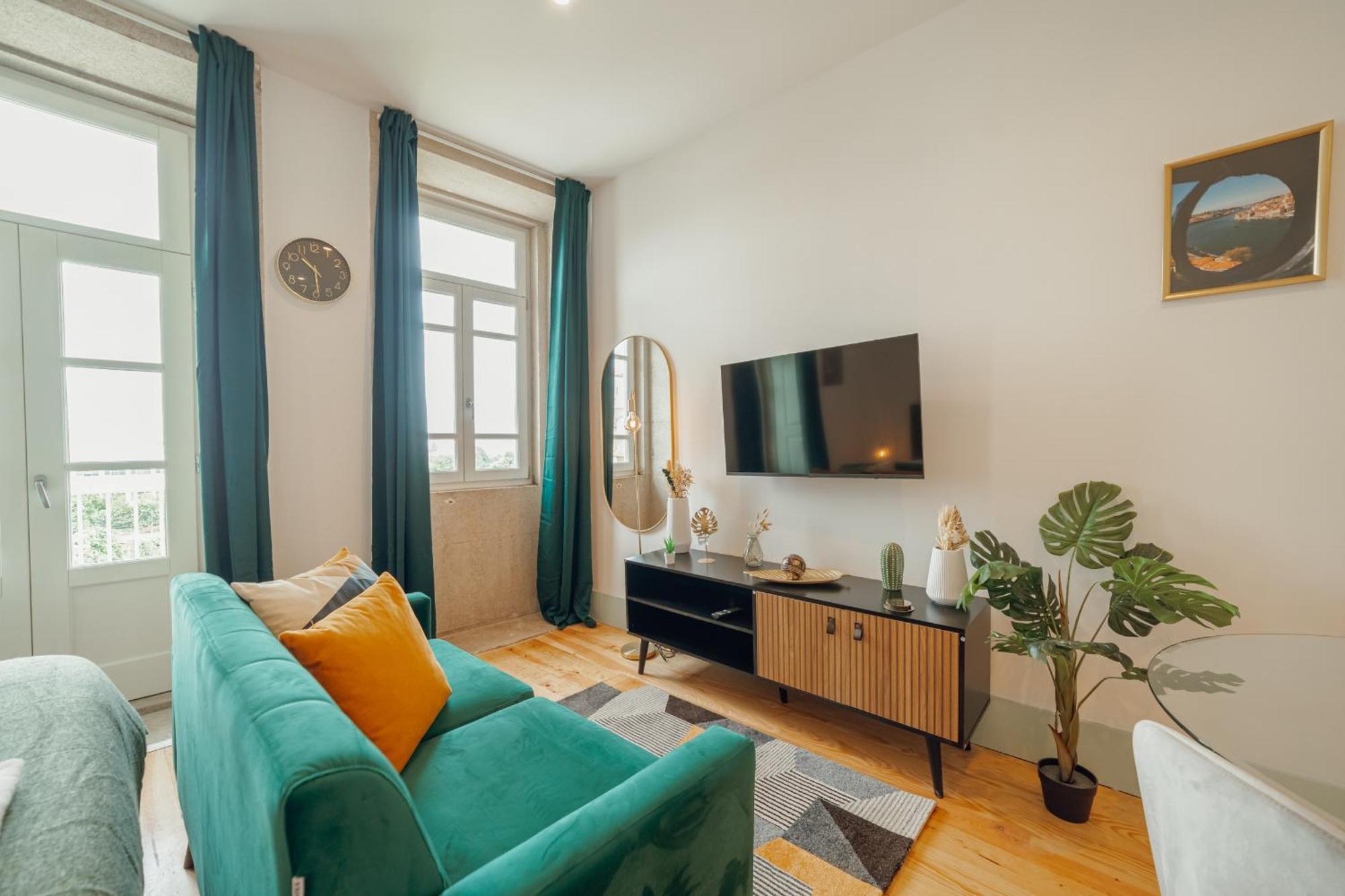 Downtown Suites By Vacationy OOporto Esterno foto